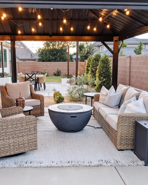 Neutral Outdoor Rugs