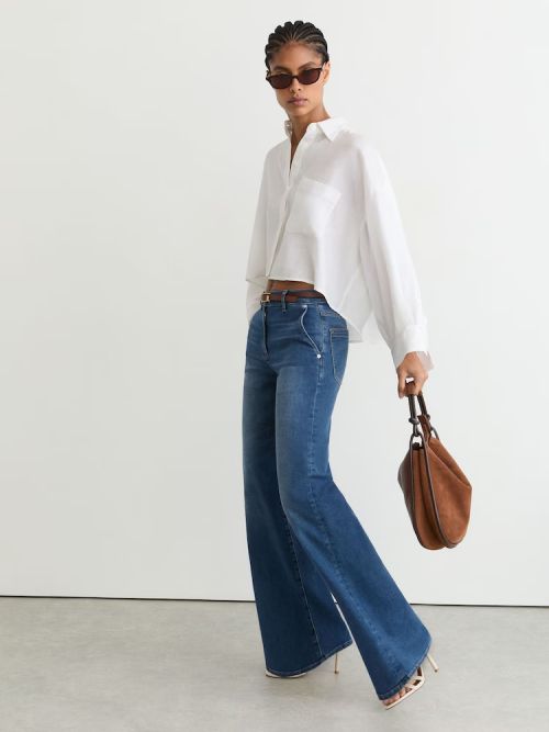 Wide-Leg Jeans in Mid Blue
